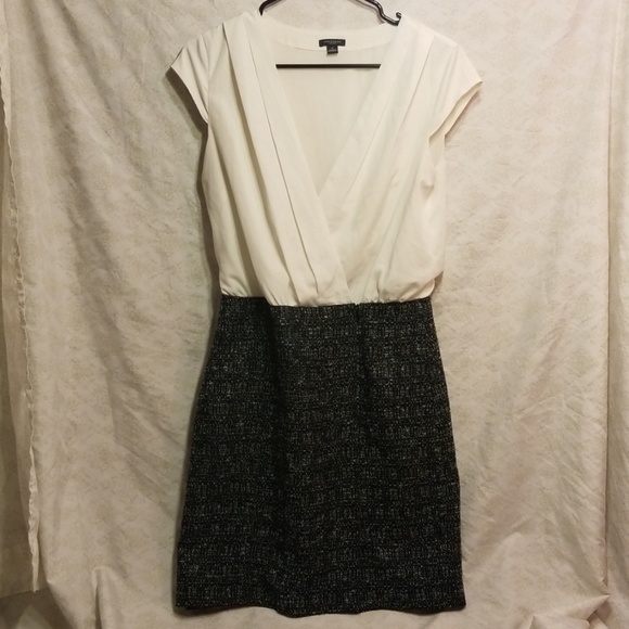 Ann Taylor Dresses & Skirts - *3 FOR $15* Ann Taylor dress